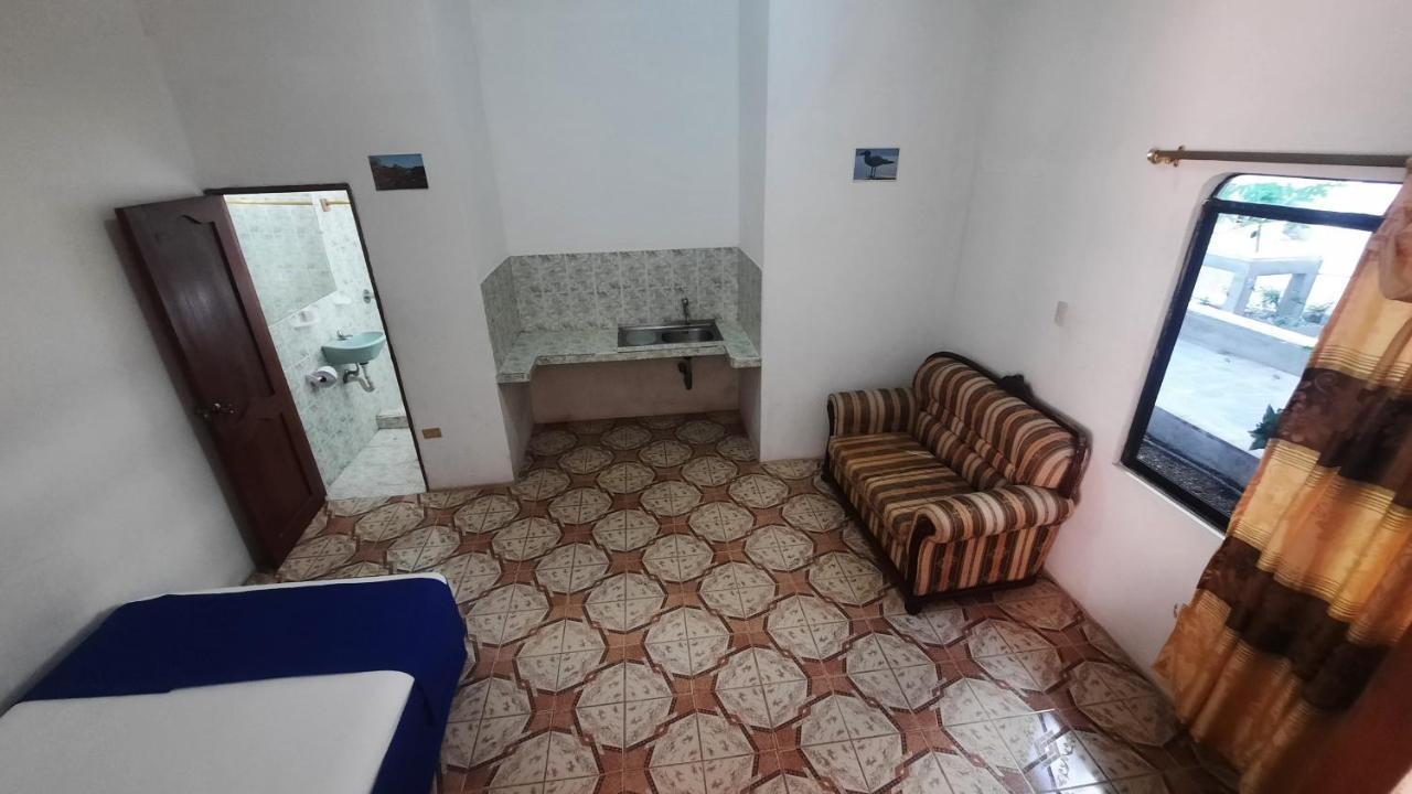 Cielo Azul Galapagos Hotel بْوُرتو فيلاميل المظهر الخارجي الصورة