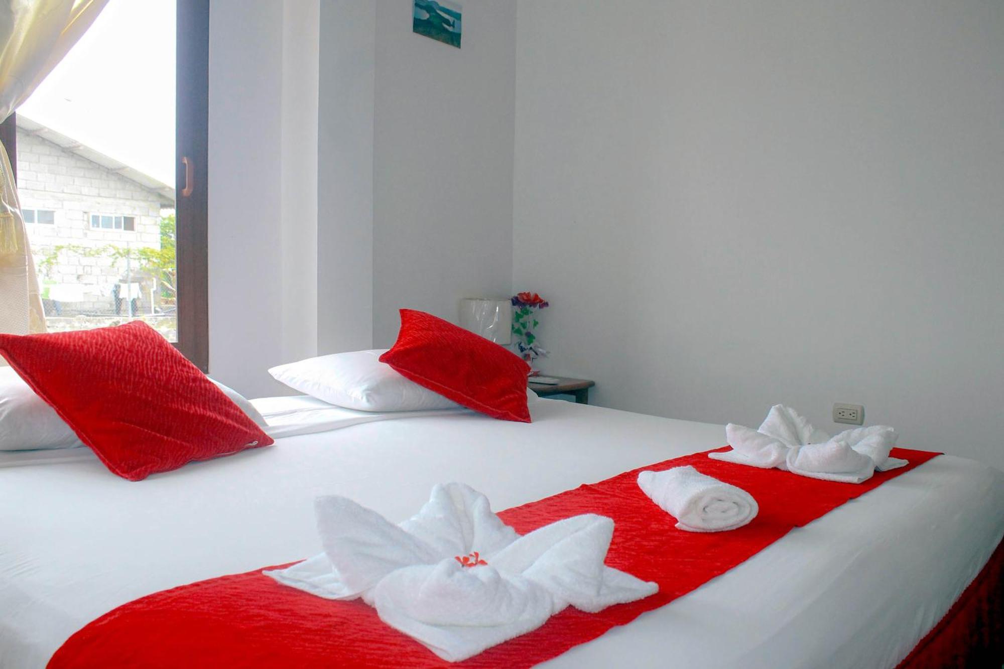 Cielo Azul Galapagos Hotel بْوُرتو فيلاميل المظهر الخارجي الصورة
